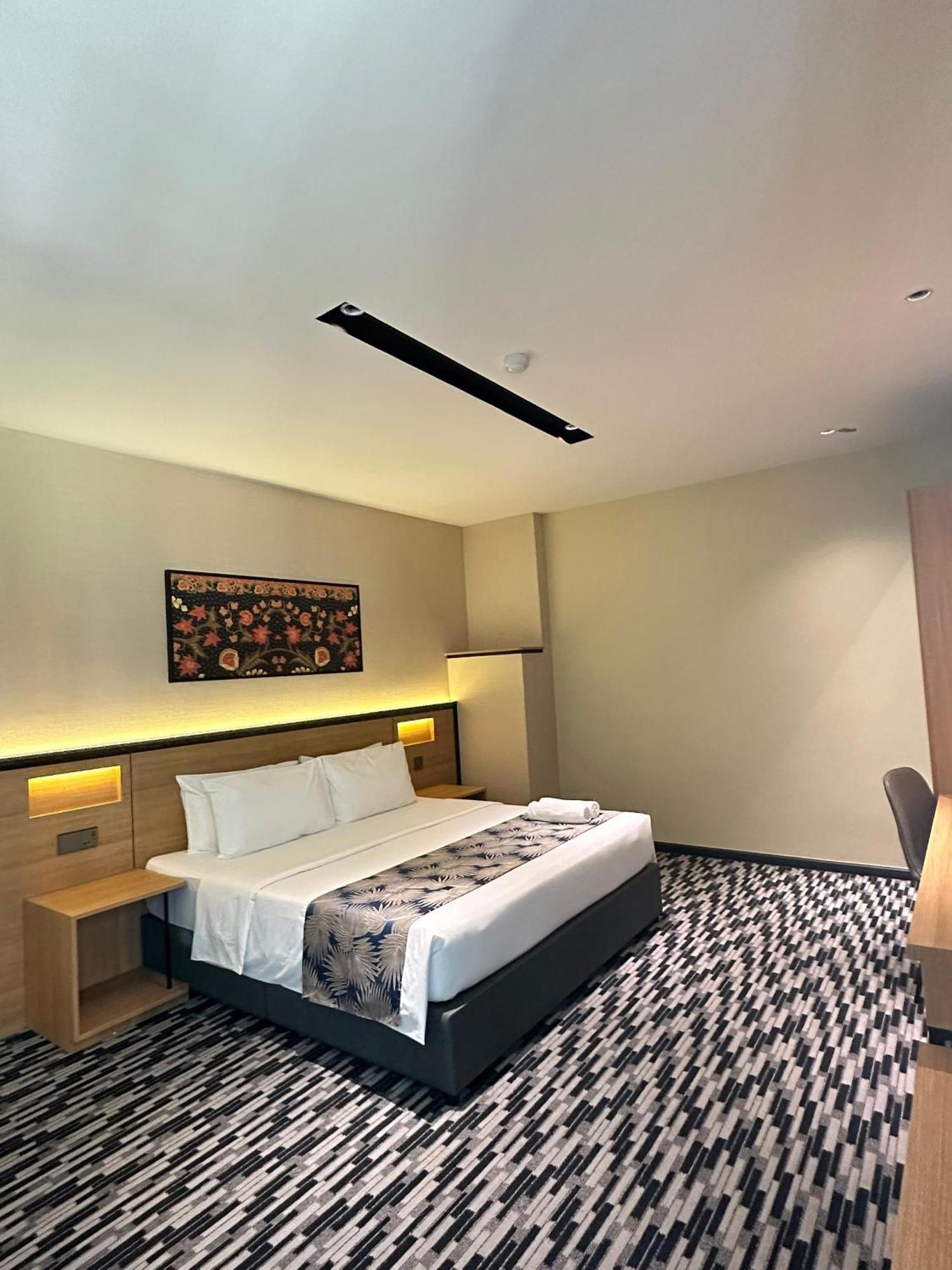 Nb Hotel Джохор Бахру Екстериор снимка