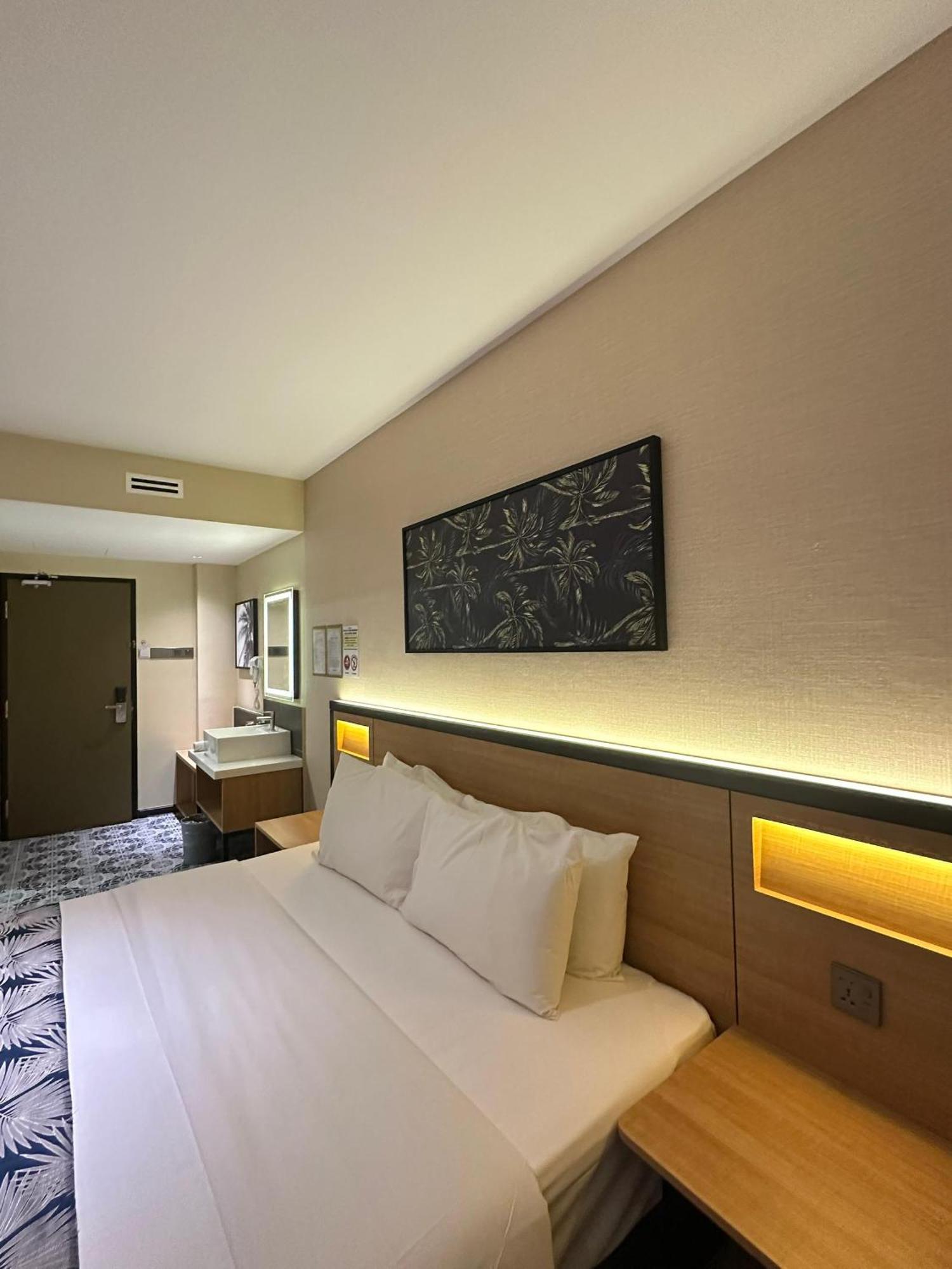 Nb Hotel Джохор Бахру Екстериор снимка