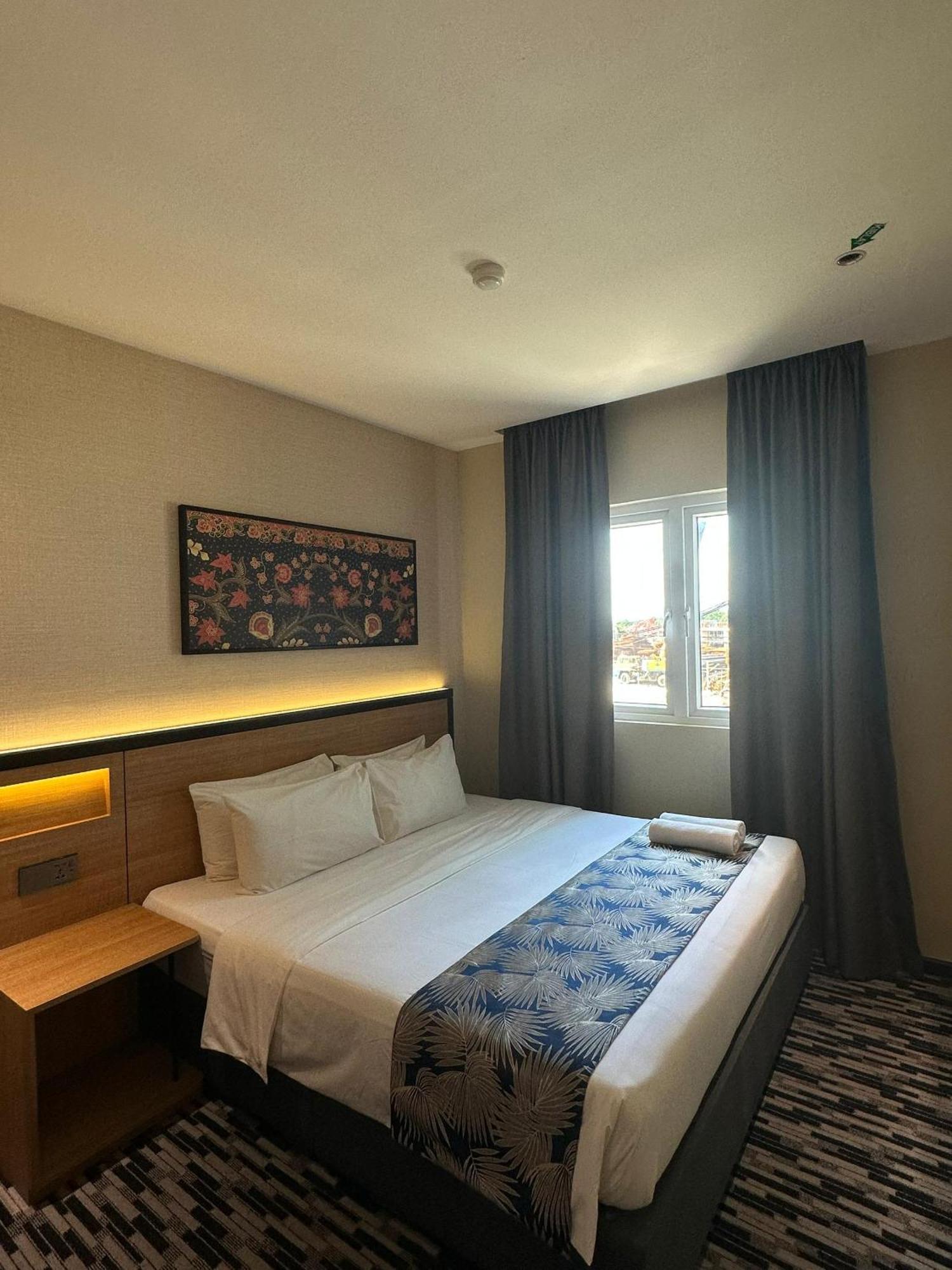 Nb Hotel Джохор Бахру Екстериор снимка