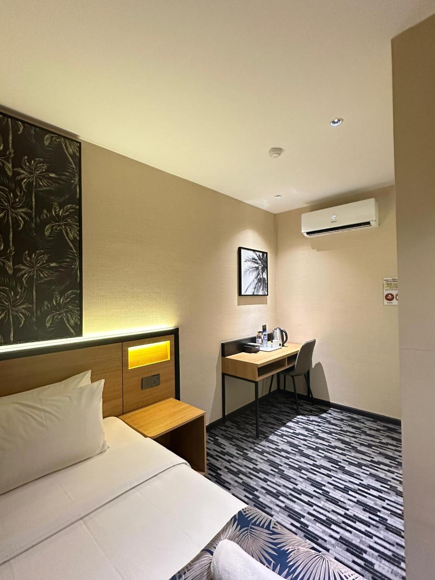 Nb Hotel Джохор Бахру Екстериор снимка